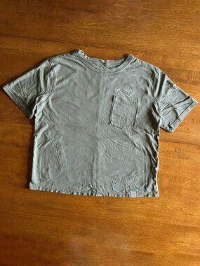 Carhartt light olive flower pocket tee S 4-6